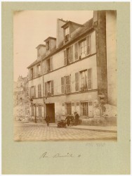AD075PH_UPF0501.JPG