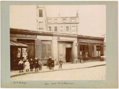 AD075PH_UPF0607.JPG