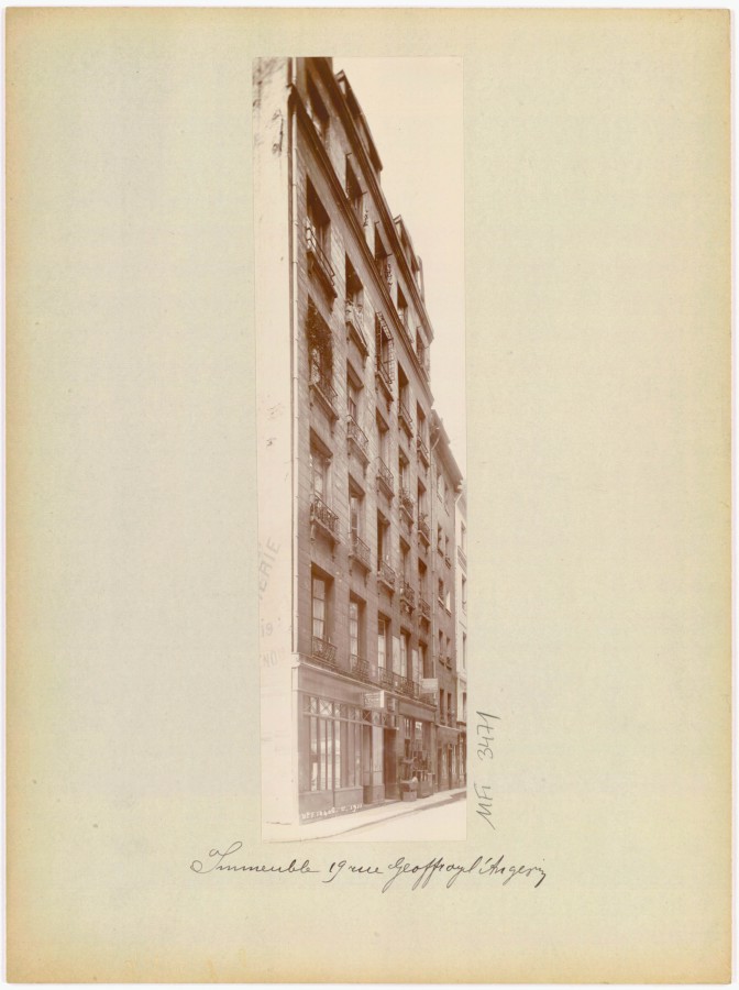 AD075PH_UPF0628.JPG