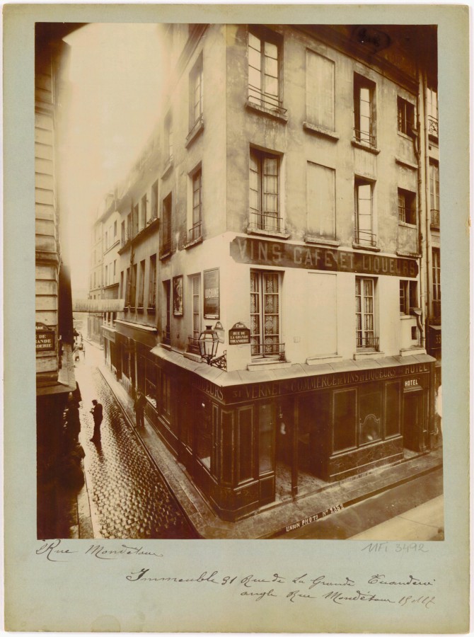 AD075PH_UPF0649.JPG