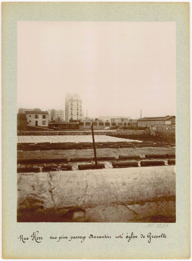 AD075PH_UPF0684.JPG