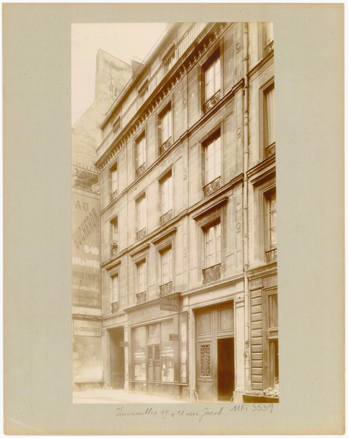 AD075PH_UPF0695.JPG