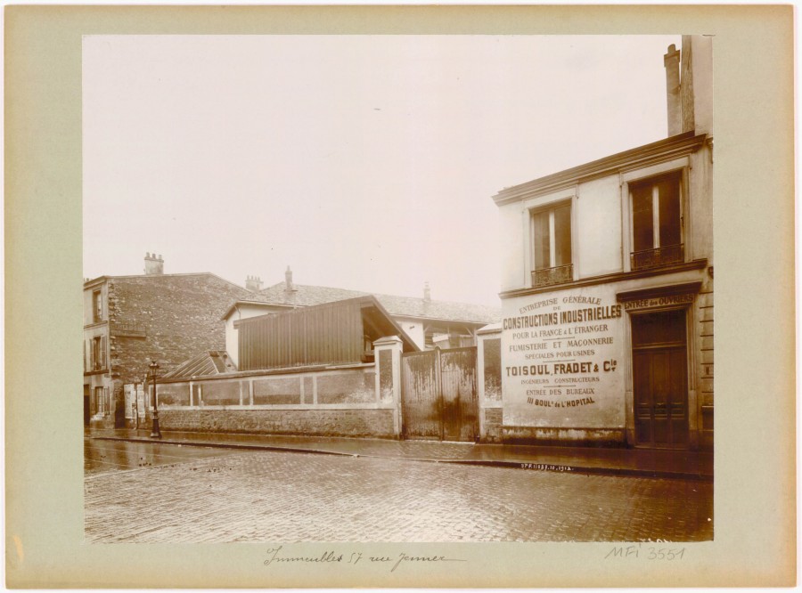 AD075PH_UPF0707.JPG