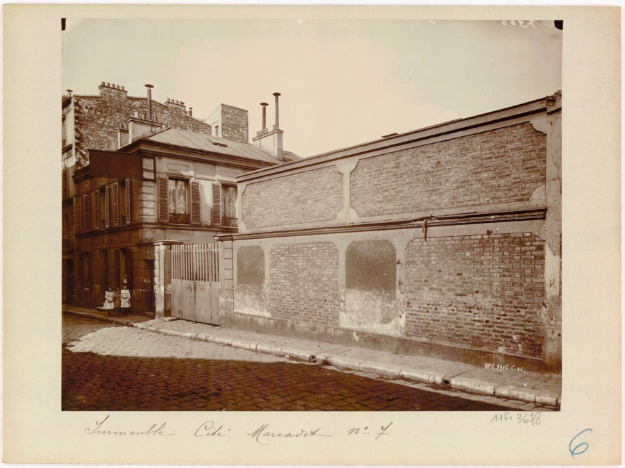 AD075PH_UPF0833.JPG