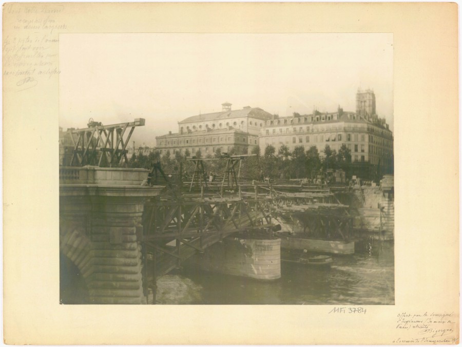 AD075PH_UPF0938.JPG