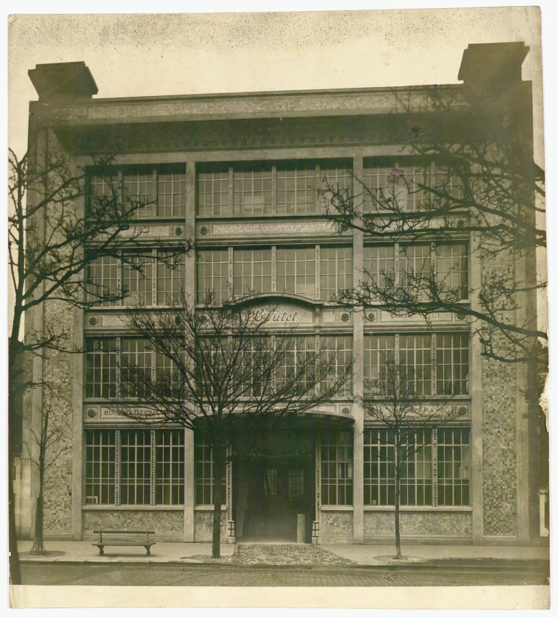 AD075PH_ARC0402.JPG