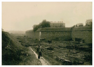AD075PH_FORT029.JPG