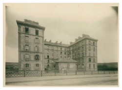 AD075PH_FORT410.JPG