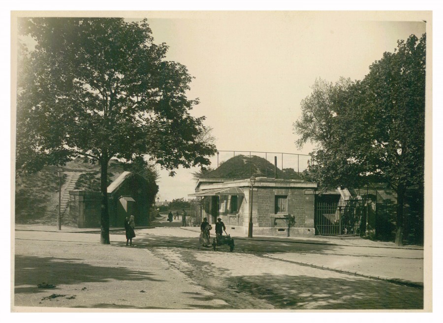 AD075PH_FORT430.JPG