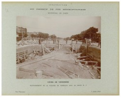 AD075PH_METR125.JPG