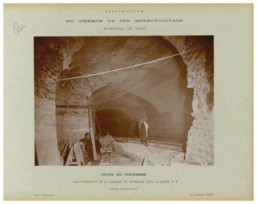 AD075PH_METR133.JPG