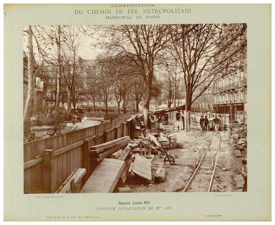 AD075PH_METR158.JPG