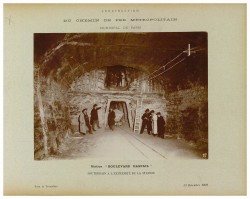 AD075PH_METR198.JPG