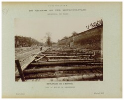 AD075PH_METR204.JPG