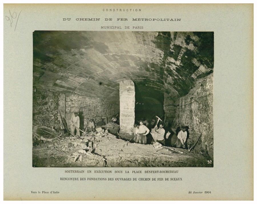 AD075PH_METR217.JPG