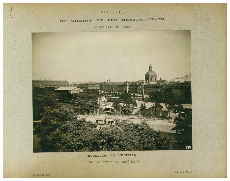 AD075PH_METR220.JPG
