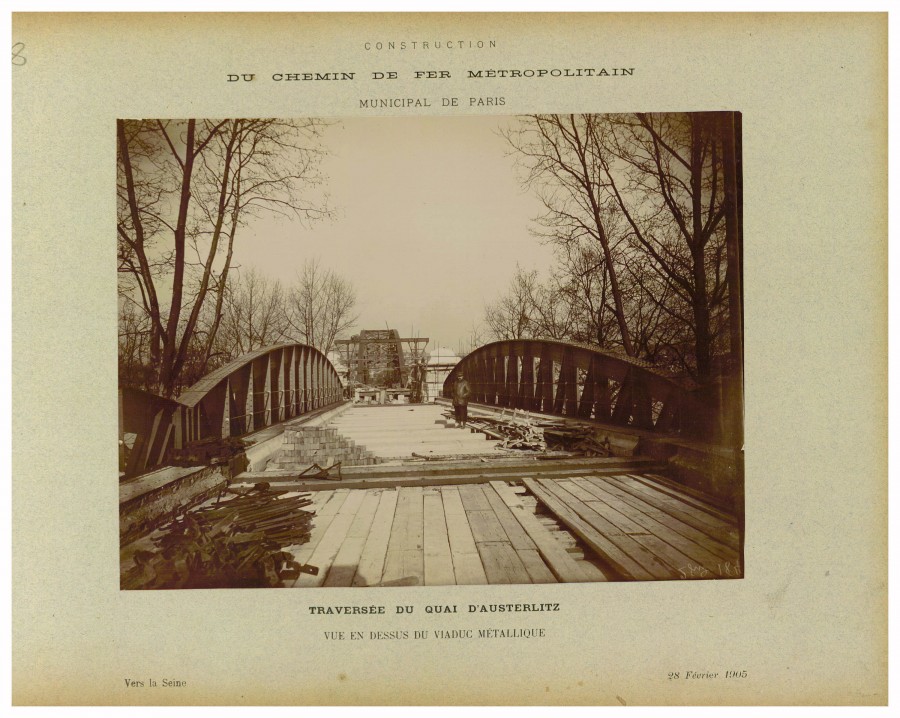 AD075PH_METR227.JPG