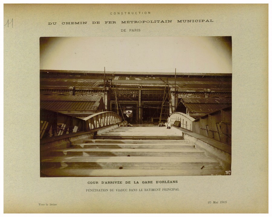 AD075PH_METR230.JPG