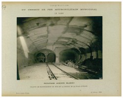 AD075PH_METR236.JPG