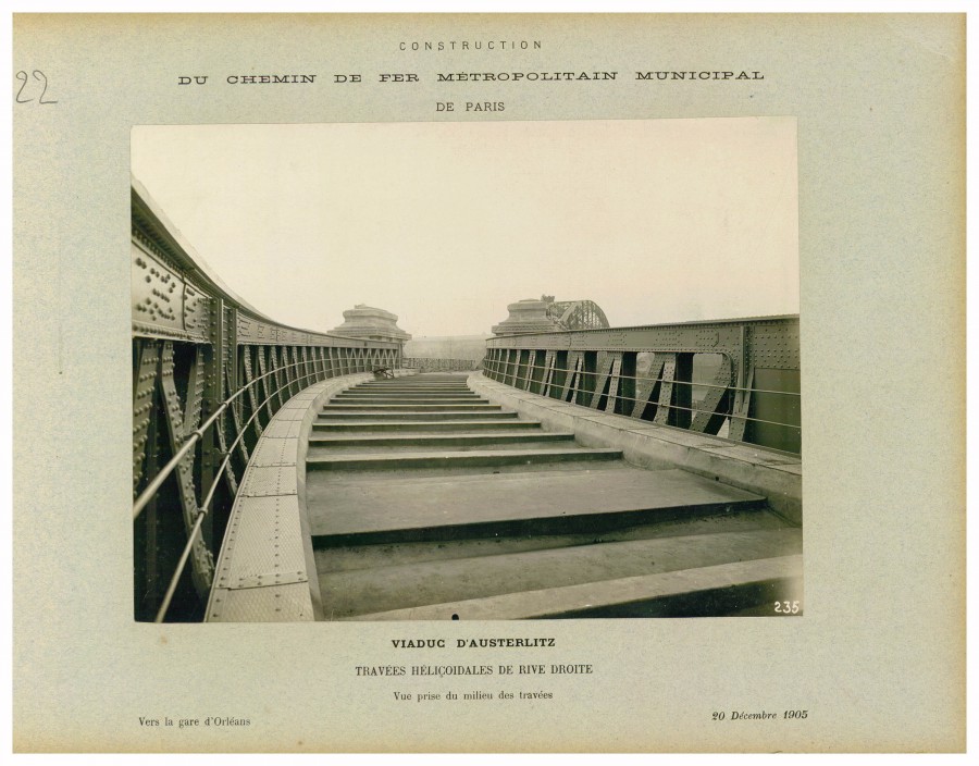 AD075PH_METR269.JPG