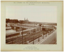 AD075PH_METR369.JPG