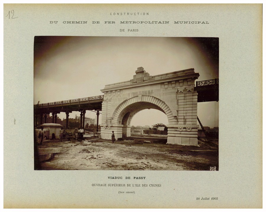AD075PH_METR417.JPG