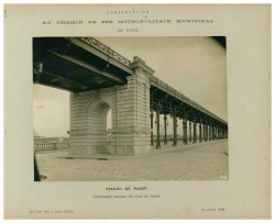 AD075PH_METR427.JPG