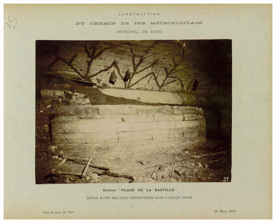 AD075PH_METR445.JPG
