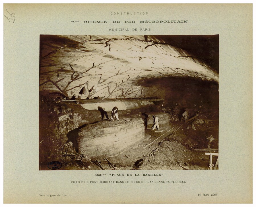 AD075PH_METR446.JPG
