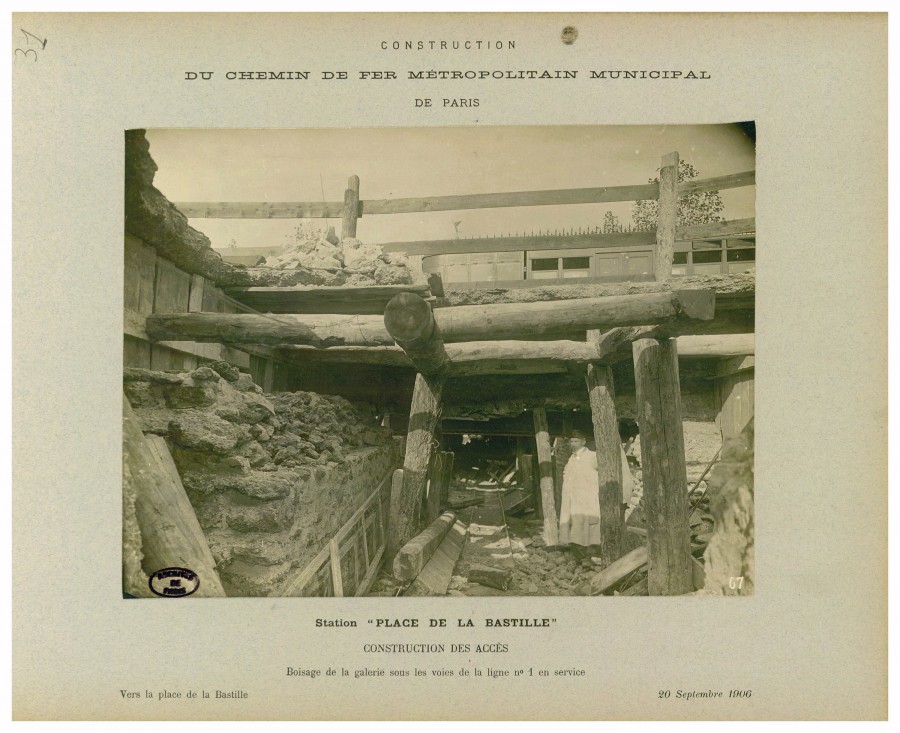 AD075PH_METR461.JPG